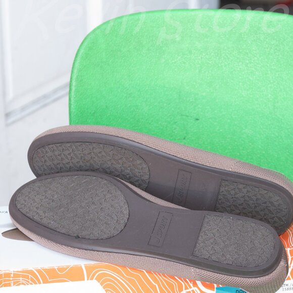 JSport Ladies Flat Knit Slip on Shoe, Taupe, - Picture 7 of 7